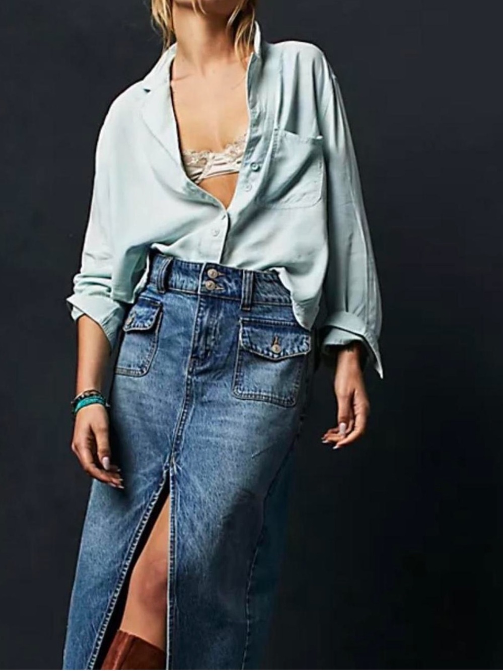 Free People We The Free Madison Midi Denim Skirt Size 25 Barrel Silhouette NWOT